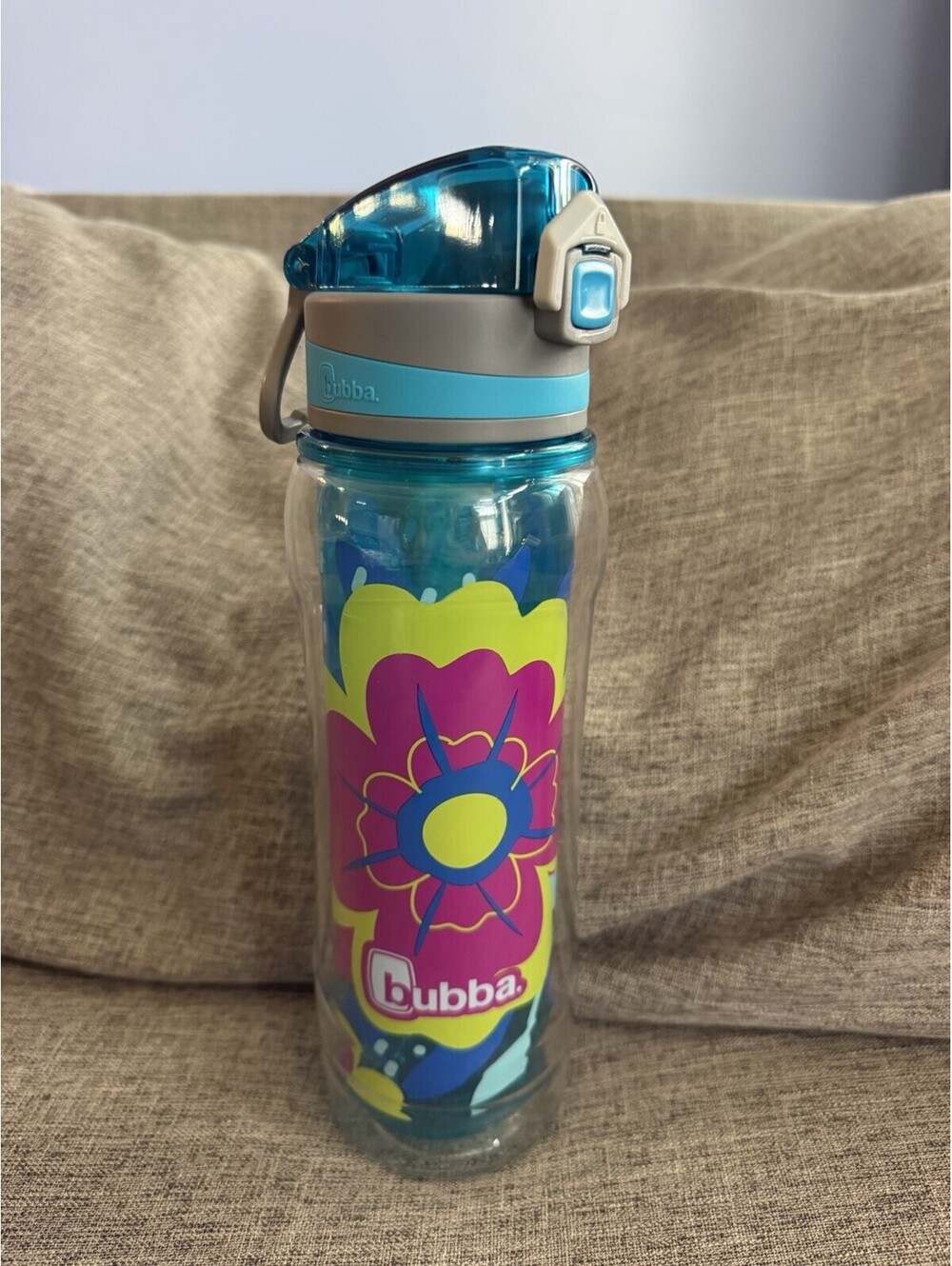 Bubba Flo Duo Insulated 24oz Plastic Water Bottle Flip To Lid Tropical Flower